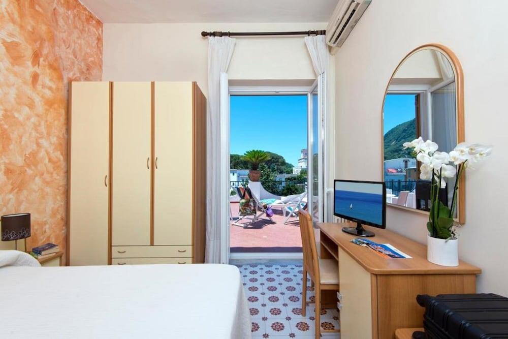 Hotel Casa Di Meglio Ischia Exteriér fotografie